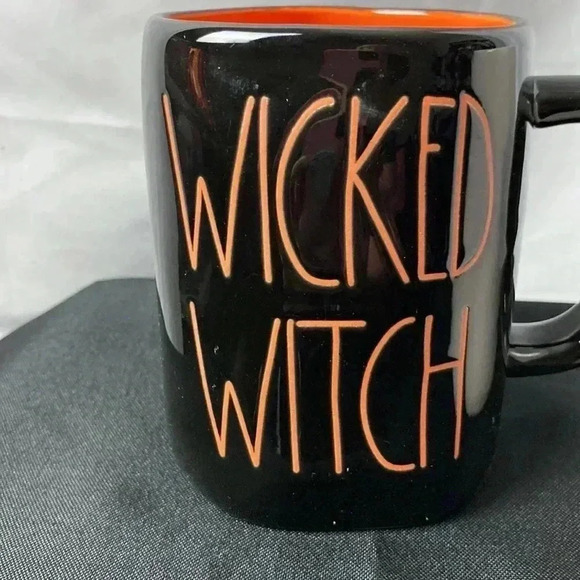 RAE DUNN SET OF 2 HALLOWEEN COFFEE MUGS WICKED WITCH MUG AND BOO MUG - Picture 3 of 14